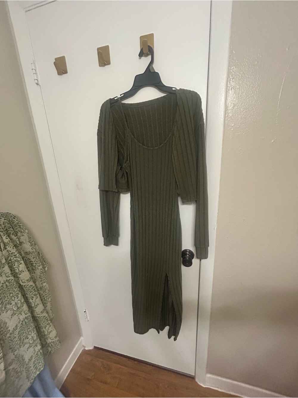 SHEIN Olive Ribbed Scoop-Neck Midi Dress